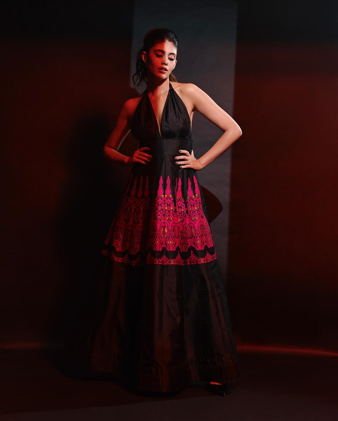 Buy scenestealer Women Red Self Design Maxi Dress - XXL Online at Best  Prices in India - JioMart.